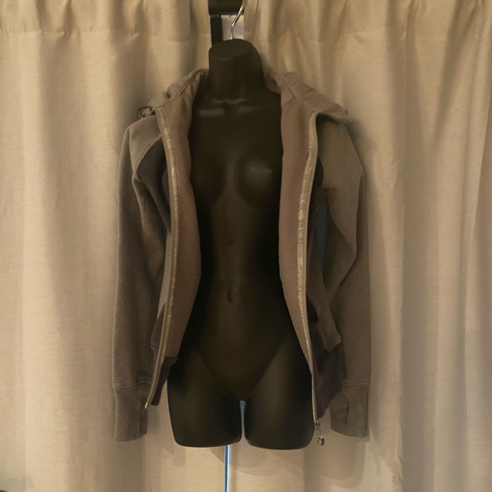 Lululemon workout jacket